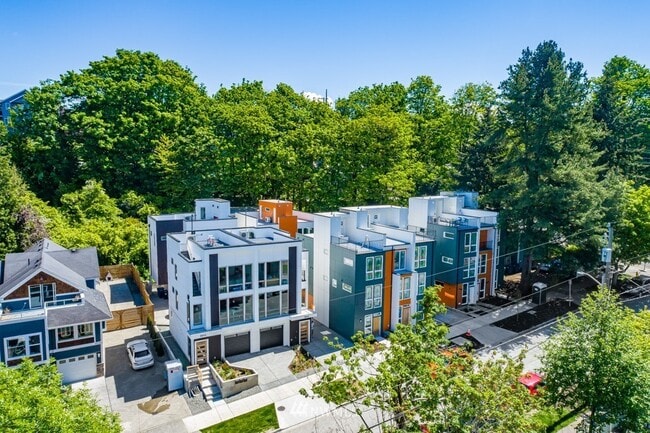 Building Photo - 3856 22nd Ave SW