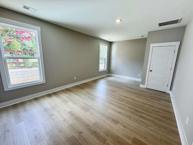 Photo - Brand New Townhome in Seneca