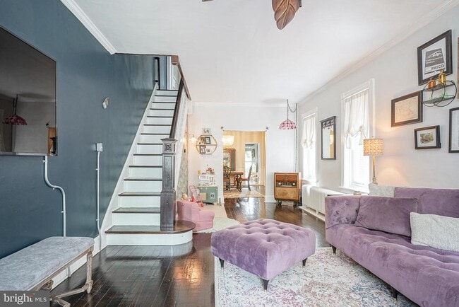Photo - 6 E Collings Ave