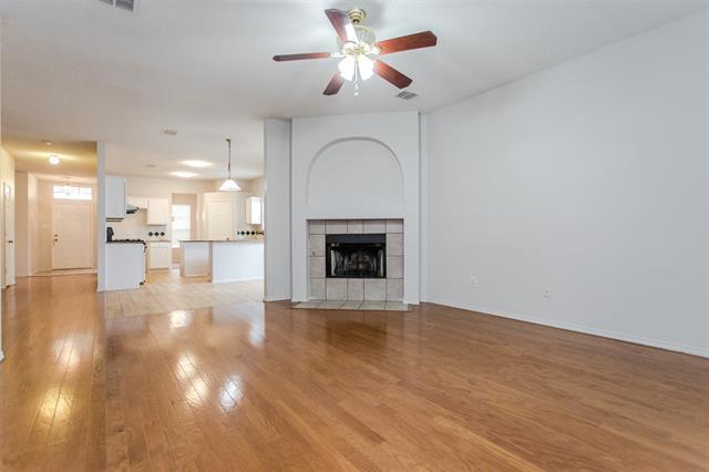 Photo - 738 Opal Ln