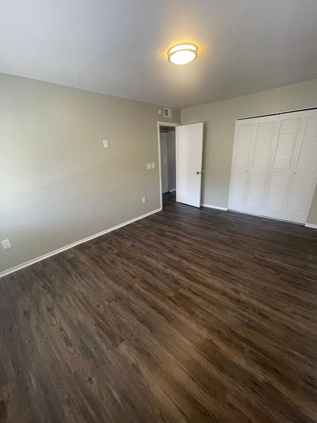 Photo - Recently Renovated 2 Bed, 1 Bath Condo for Lease NOW!