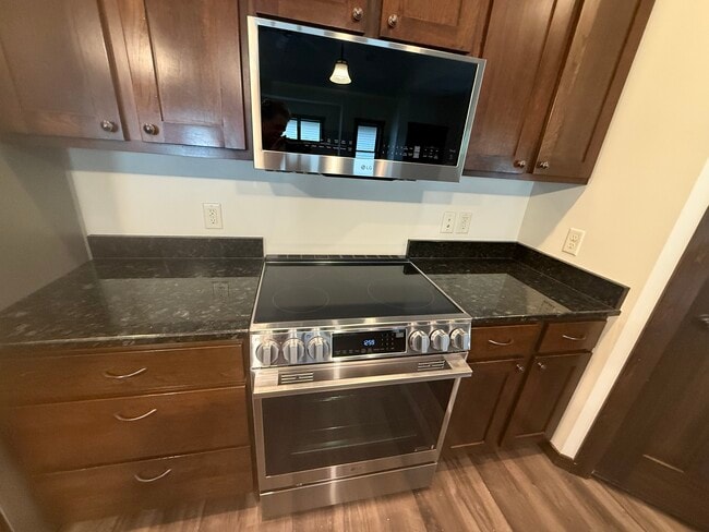 Photo - 98 Tribute Ave