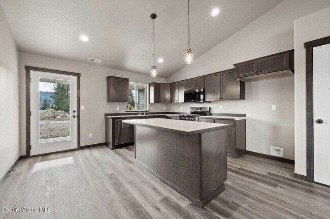 Photo - Home in Spirit Lake!