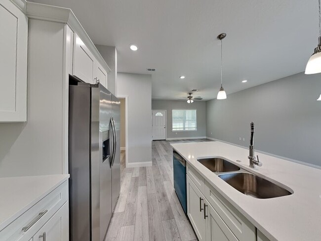 Photo - 2555 W Royal Palm Dr