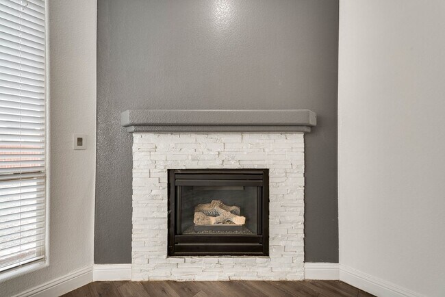 Photo - 3904 Roma St