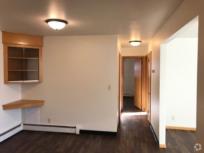 Building Photo - 2030 N Washington St Rental