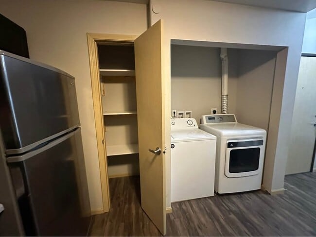 Photo - 956 Boston Way Unit 7