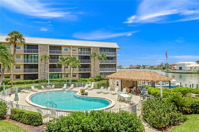 Building Photo - 3000 Gulf Shore Blvd N Unit 213 Rental