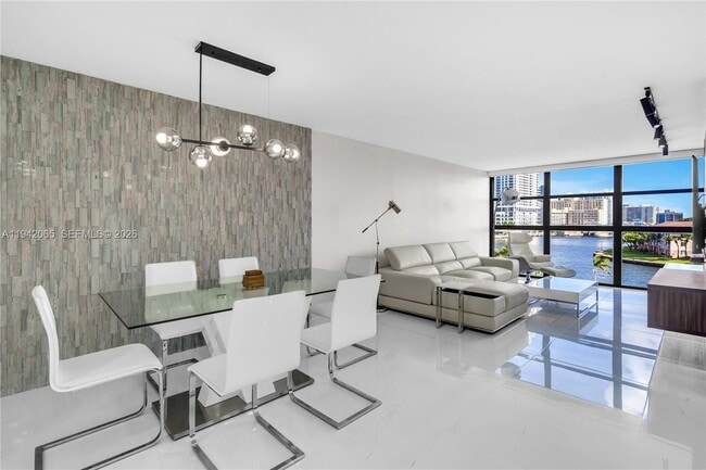 Photo - 200 Leslie Dr Unit 524