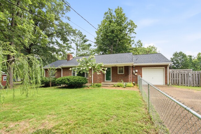 Photo - 1007 Fowler St