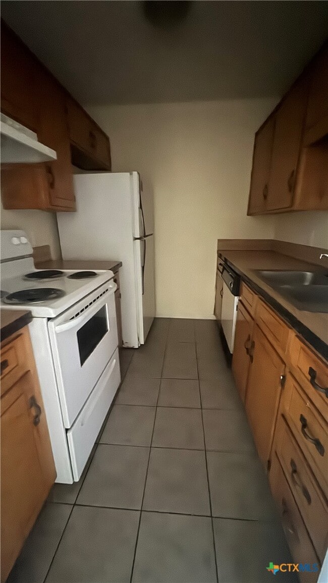 Photo - 2109 Hinkle Ave