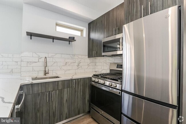 Building Photo - 917 N 15th St Unit 2 Rental