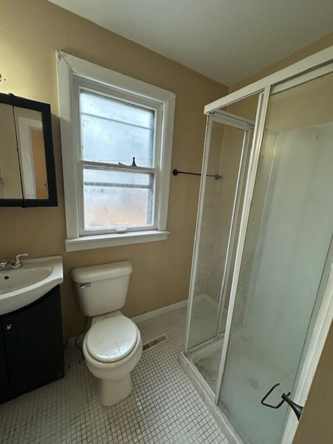 Photo - House for Rent with detached garage 3 BR/ 2 BA 61604