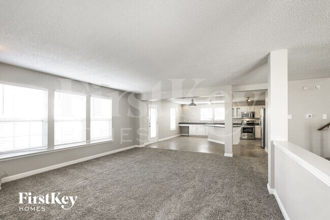 8744 Orchard Grove Ln