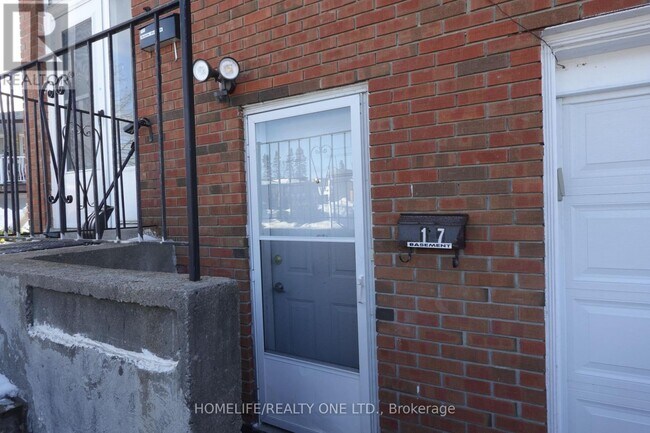 Photo - 17 Darnborough Way Unit BSMT