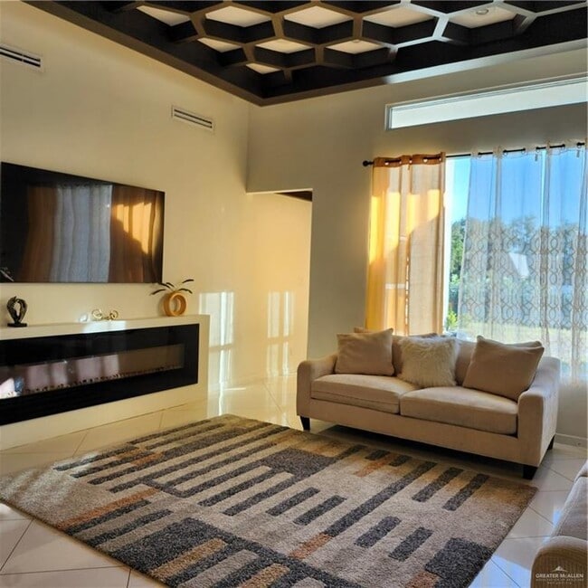 Photo - 19 Quince Ave