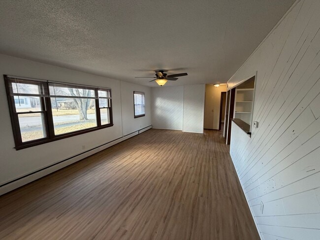 Photo - House for Rent!