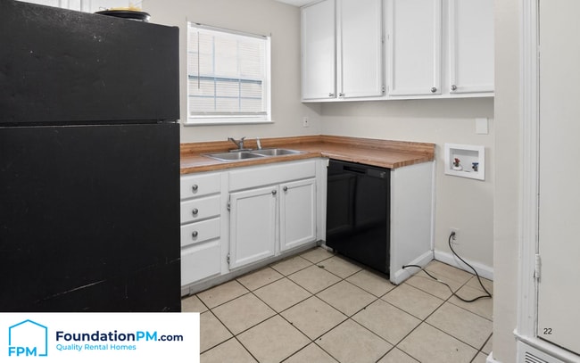 Photo - 3766 Windy Ave