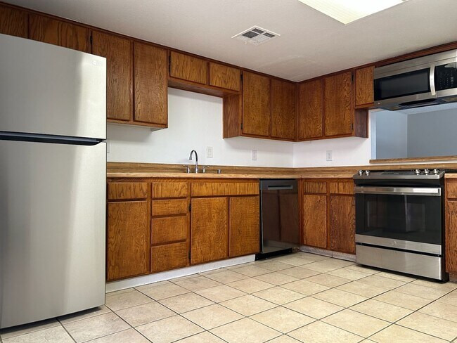 724 S Norma St Unit B