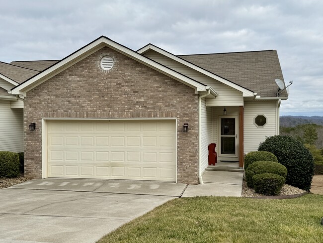 Photo - 507 Cimarron Cir Townhome