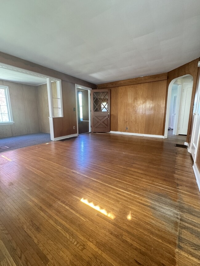 Photo - 148 Ellsinore St