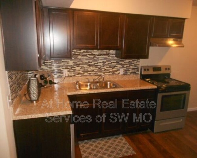 Photo - 1400 S Campbell Ave Unit Apt #121