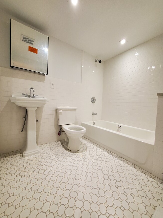 Photo - 1380 Park Pl Unit 1