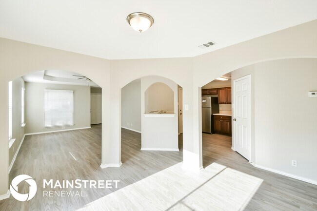 Photo - 415 Margo St