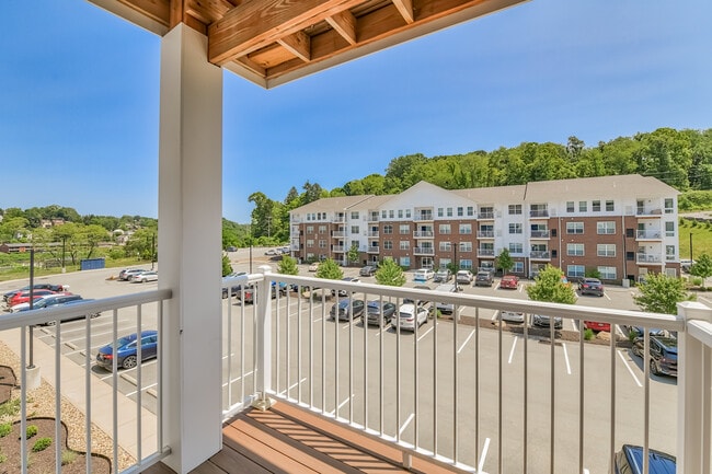 Photo - Hamilton Place Apartments