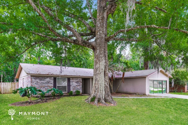 Photo - 1413 Dolphin St