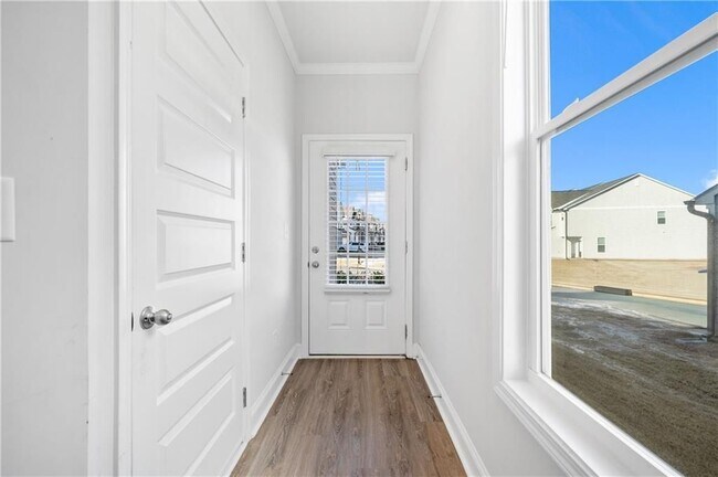 Photo - 3831 Brookburn Pk