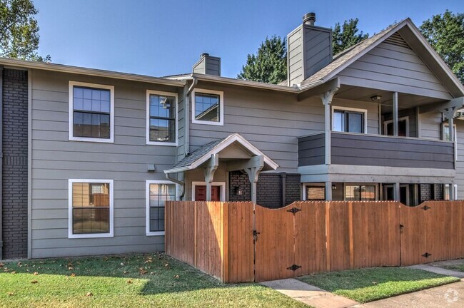 Building Photo - 2 Bed / 1 Bath Condo South Tulsa - Availab...