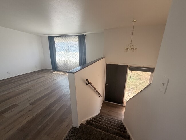 Photo - 589 Oquirrh Ave