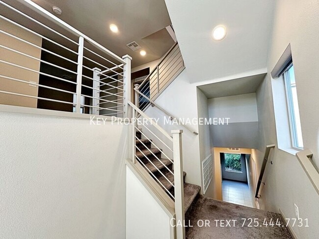Photo - CONTEMPORARY 3 STORY 2 BEDROOM WITH DEN HO...