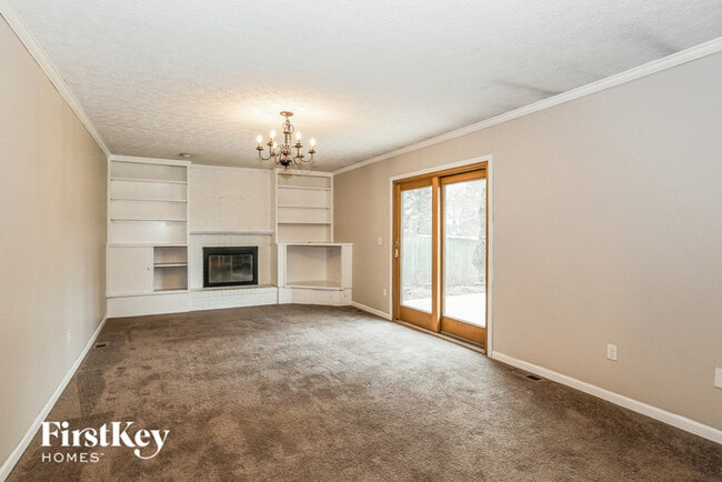 Photo - 2049 Stowbridge Rd