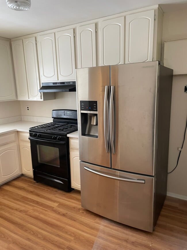 Photo - 496 Elverton Ave