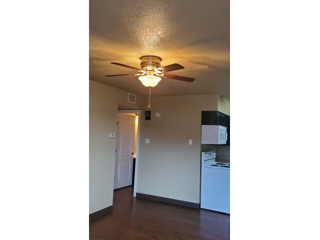 Photo - Z-Forest Hill 2nd Street