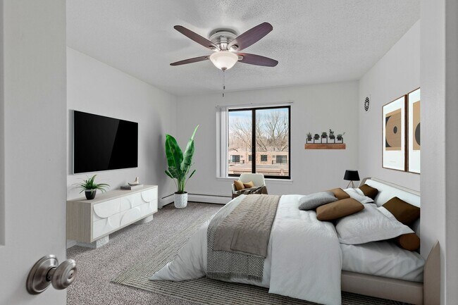 Building Photo - Cedar Valley Apartments