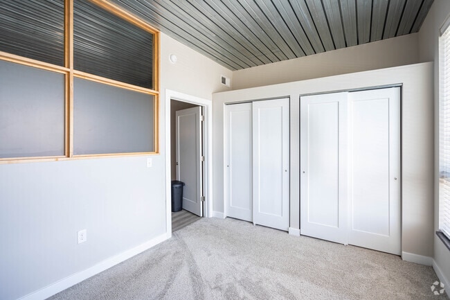 Indigo- 1BR, 1BA