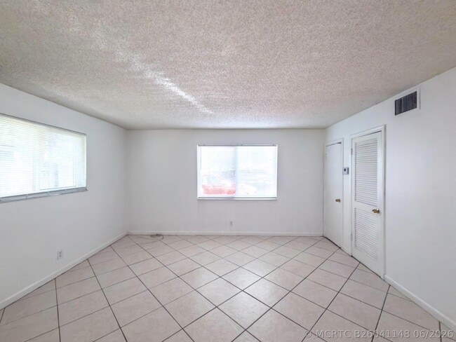 Photo - 4109 Riverside Dr