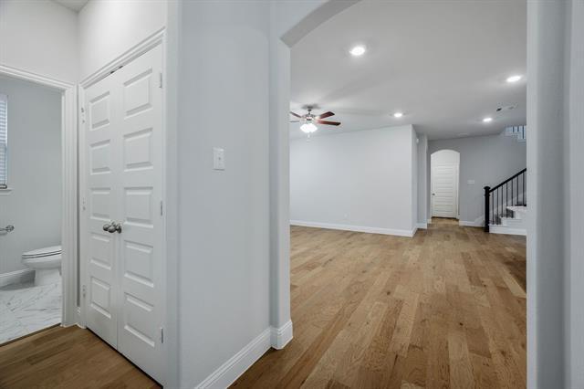 Photo - 2037 Almassera Dr