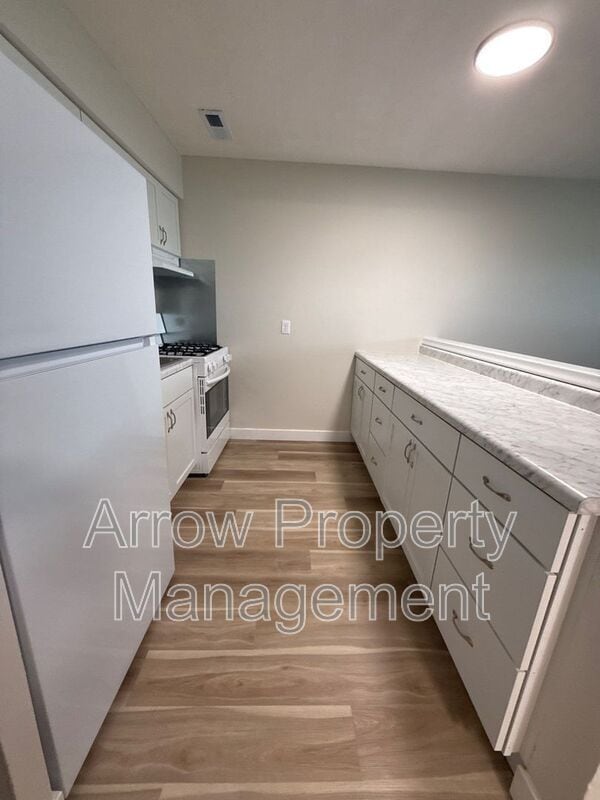 Photo - 5703 S 14th St