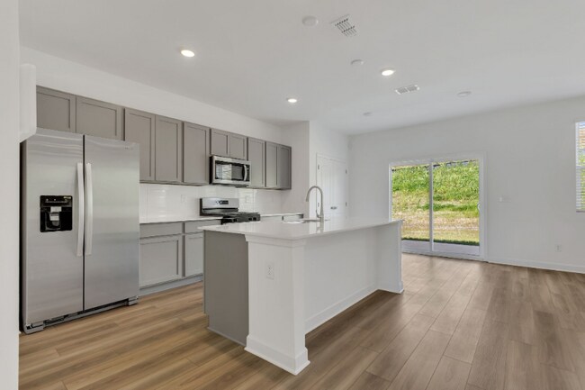 Photo - 172 Millbrook Dr