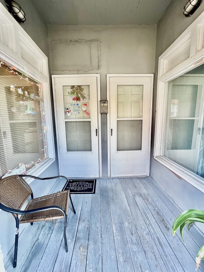 Photo - 107 S Smith St Unit 2