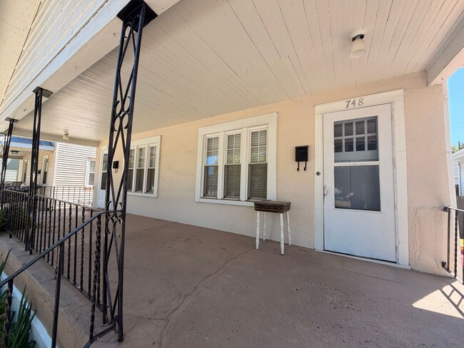Photo - Updated 3-Bedroom Home in the Midtown Area – Heat & Water Included!