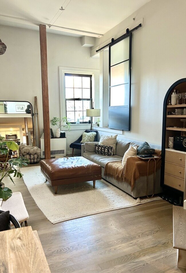 Photo - 10 Exchange St Unit 411