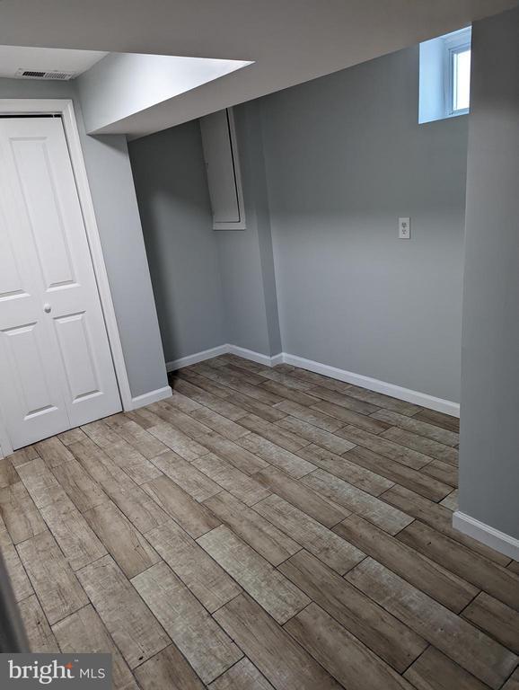 Photo - 9033 Old Court Rd