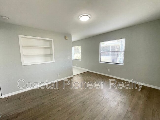 Photo - 3861 11th Ave S