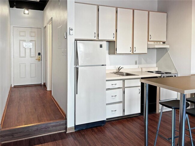 Photo - 431 S 7th St Unit 2613
