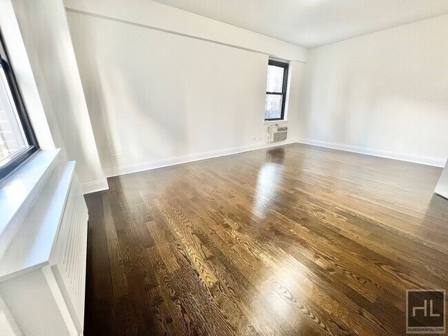 Photo - EAST 57 STREET Unit 7C